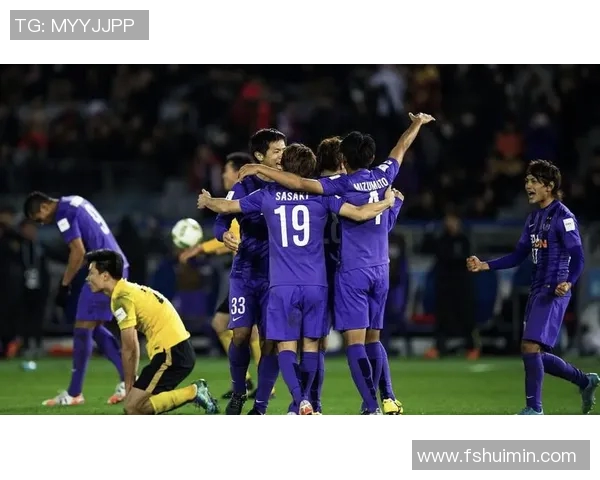 广州恒大与广岛三箭精彩对决全场回放回顾与分析